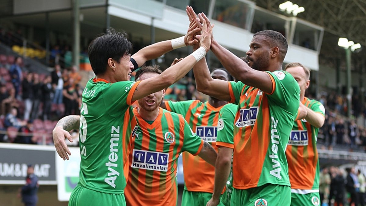 Corendon Alanyaspor, Kocaelispor karşısında 3 puanı 5 golle aldı!