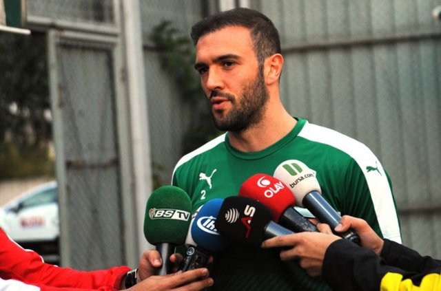 Galatasaray’ın yıldızından olay açıklama ’Koyu bir Beşiktaş taraftarıyım’