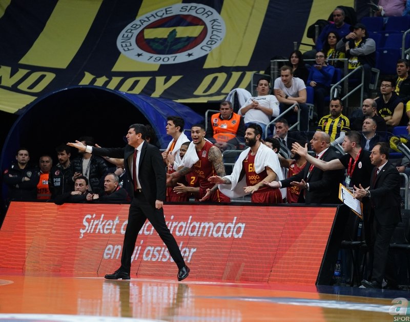 Fenerbahçe Beko - Galatasaray Doğa Sigorta maçından kareler