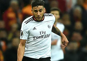 Benfica’ya Salvio’dan kötü haber