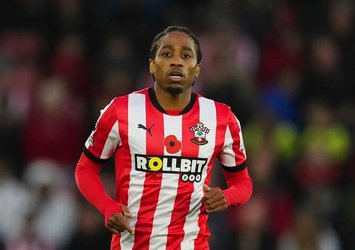 Kyle Walker-Peters'ın gelişi ertelendi!