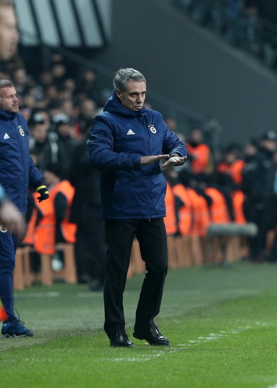 Fenerbahçe’de transfer harekatı erken başladı! İşte Ersun Yanal’ın istediği isimler