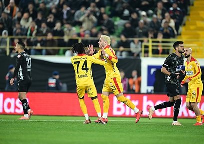 Nhaga Alanya’da sahne aldı! Genç oyuncu ilk golünü attı