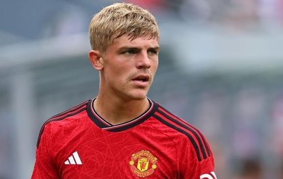 TRANSFER HABERİ: Beşiktaş’tan sağ bek hamlesi! Solskjaer’in eski öğrencisi