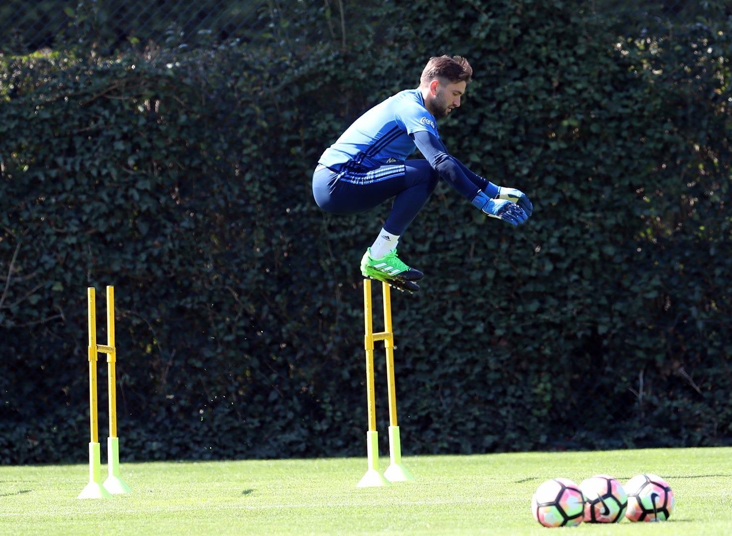 Fenerbahçe idmanında sürpriz görüntü