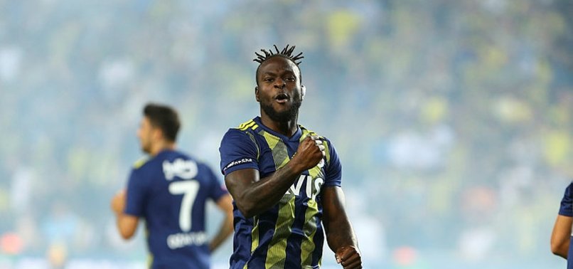 Victor Moses iş başına