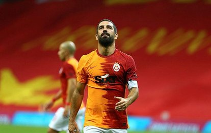 GALATASARAY HABERLERİ: Vitor Pereira Arda Turan’ı istemiş!