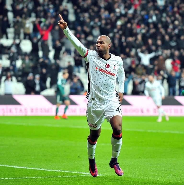 Beşiktaş-Atiker Konyaspor karşılaşmasından kareler