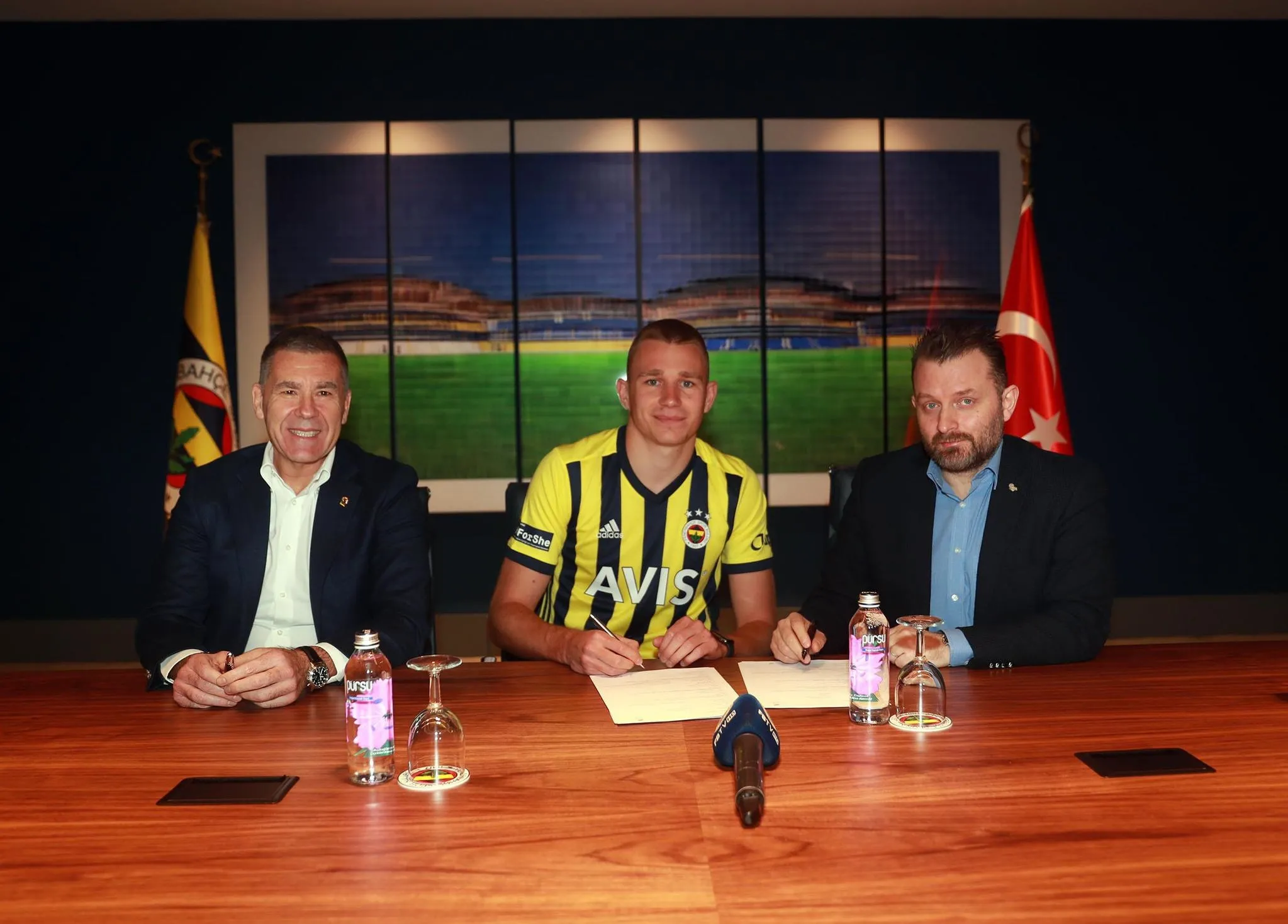 Attila Szalai resmen Fenerbahçe'de! İşte sözleşme süresi - 2