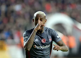 Talisca'ya dev teklif! 40 milyon Euro...