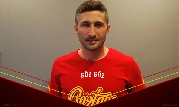 Sabri Sarıoğlu resmen Göztepe'de - 1