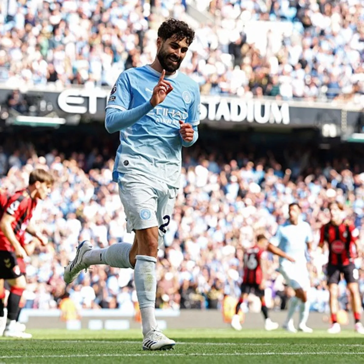 Manchester City, Bournemouth'u 2-1 yendi: Geriden gelerek kazandı