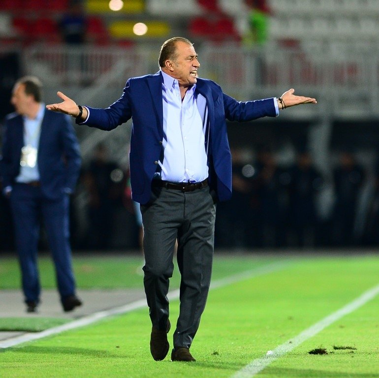 Fatih Terim başkanlık için kolları sıvadı