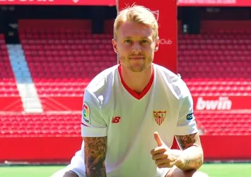 Simon Kjaer’e Fransız kancası