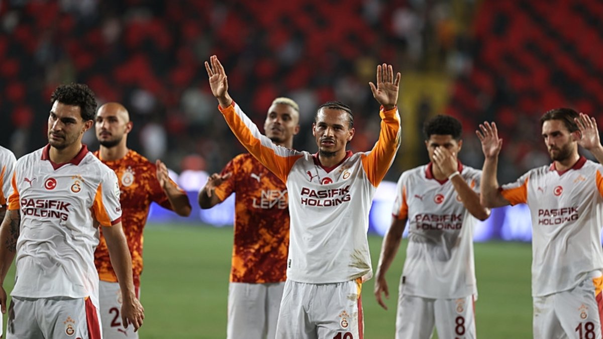 Galatasaray Süper Lig'de Fatih Karagümrük'ü konuk ediyor! Galatasaray Süper Lig'de Fatih Karagümrük'ü konuk ediyor!