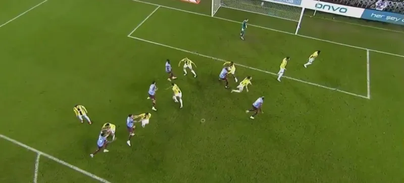 Trabzonspor'da Okay Yokuşlu attı hakem iptal etti! İşte o pozisyon... - 1