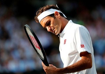 Federer yarı finalde