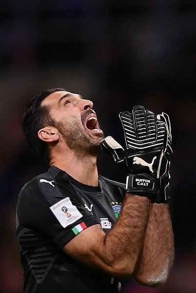 Buffon ağladı Arda Turan gündem oldu!