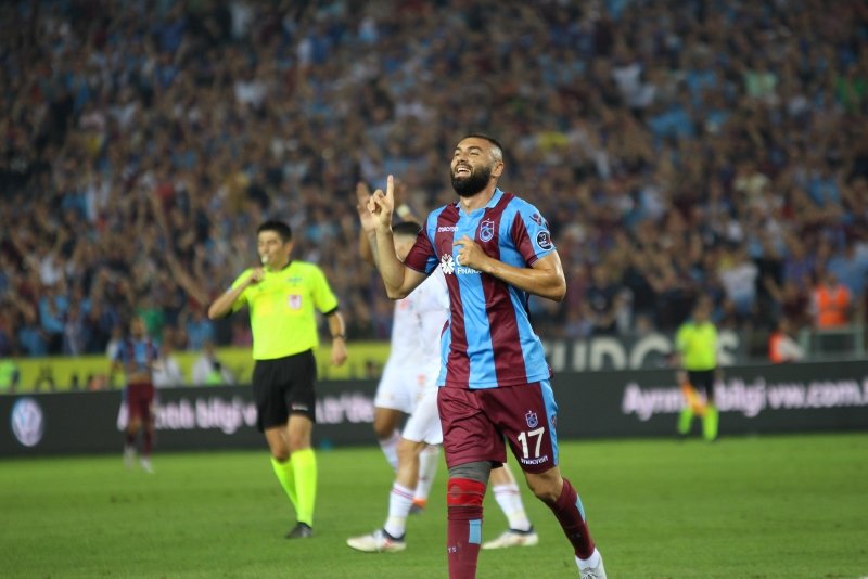 Burak Yılmaz Beşiktaş’a dönüyor!