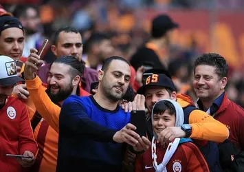 Hasan Şaş'tan G.Saray paylaşımı!