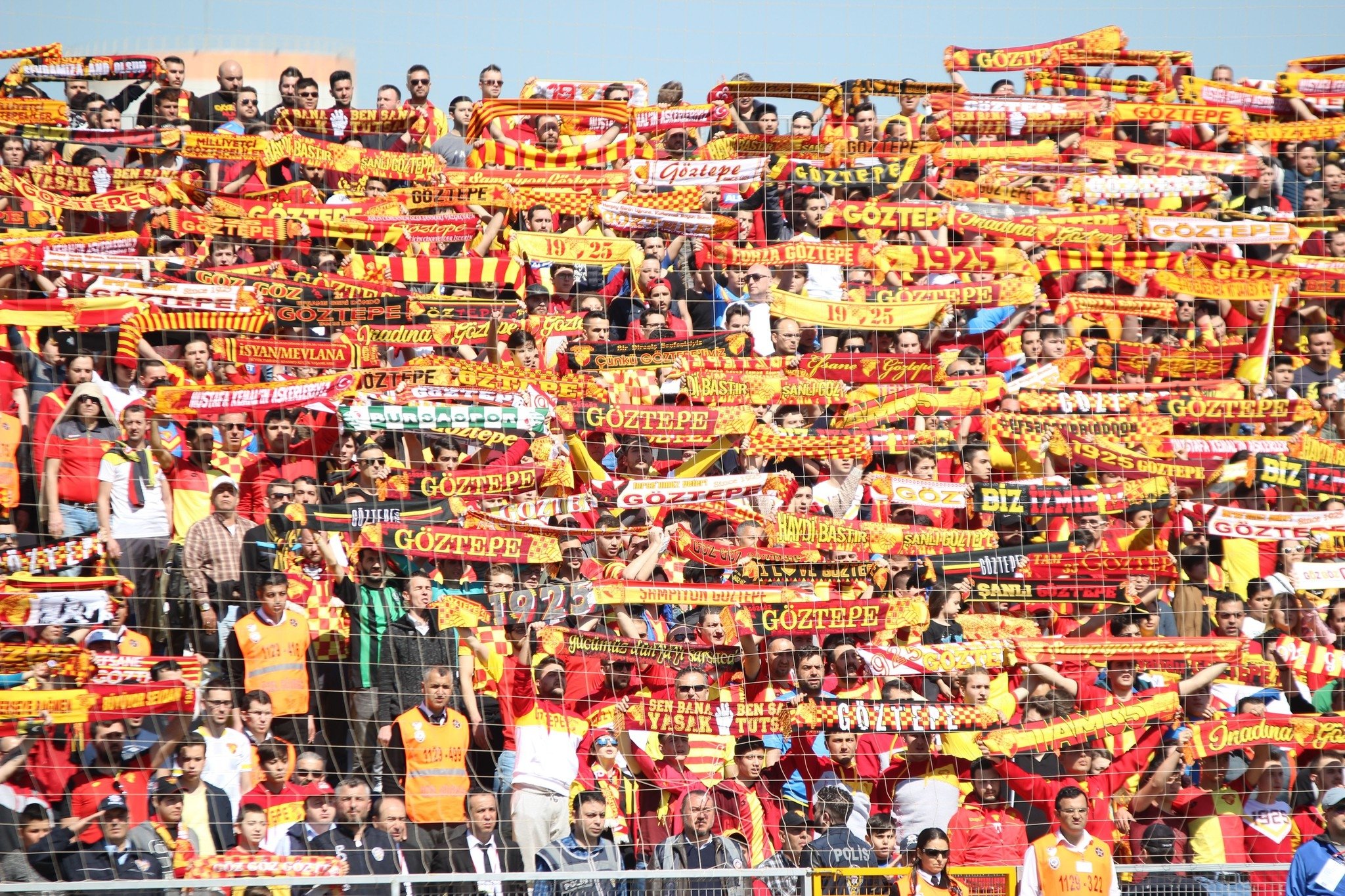 Göztepe - Antalyaspor maçından kareler!
