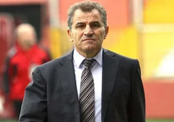 Fethiyespor'da Özkara ile yollar ayrıldı