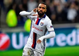 Olympique Lyon'da Lacazette şoku!