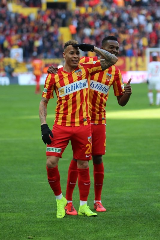 Kayserispor - Göztepe maçından kareler