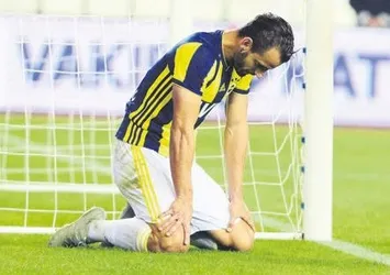 Fenerbahçe dibe demir attı