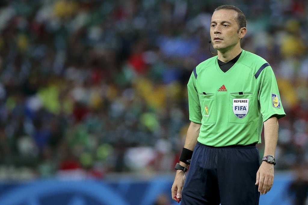 UEFA’dan Cüneyt Çakır’a bir görev daha!