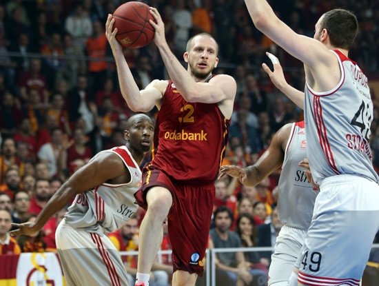 Murat Kosova: Kronometre, senden nefret ediyorum