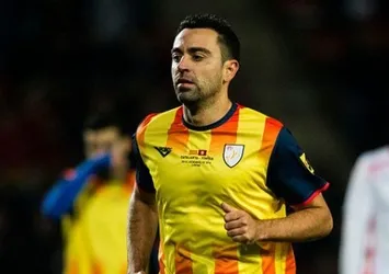 Xavi futbolu bırakıyor