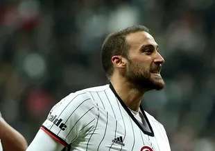 Cenk Tosun'un hedefi Mario Gomez'i geçmek