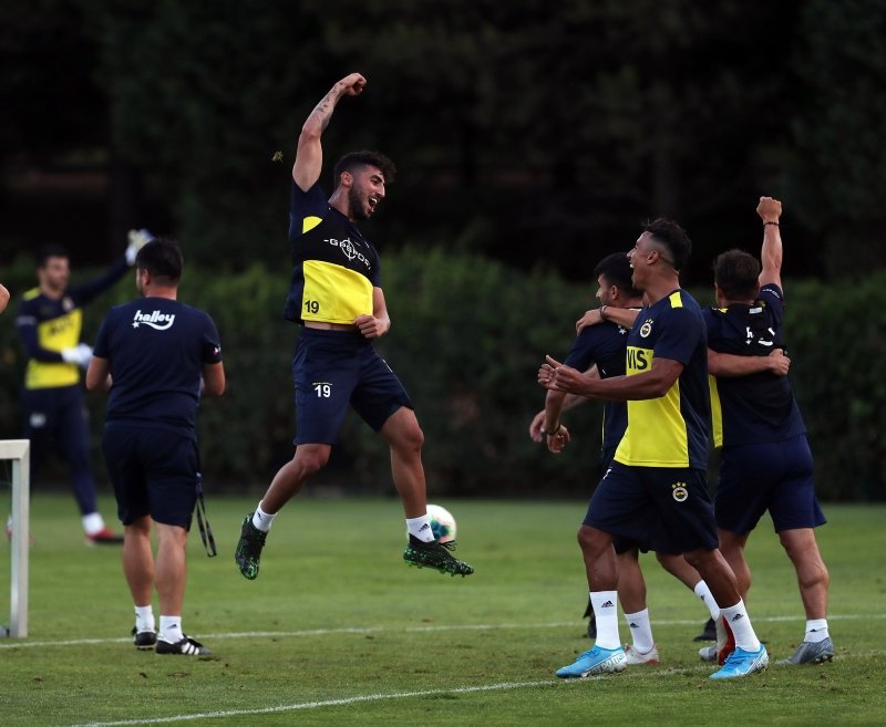 Fenerbahçe’ye transfer müjdesi! Forma numarası...