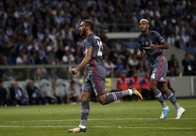 13 takım Cenk Tosun’un peşinde