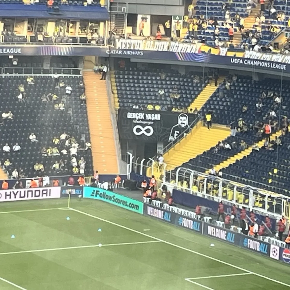 Fenerbahçe taraftarı Gazi Gerçek Yaşar’ı unutmadı