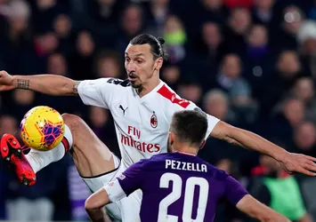 Milan 10 kişi kalan Fiorentina'ya diş geçiremedi