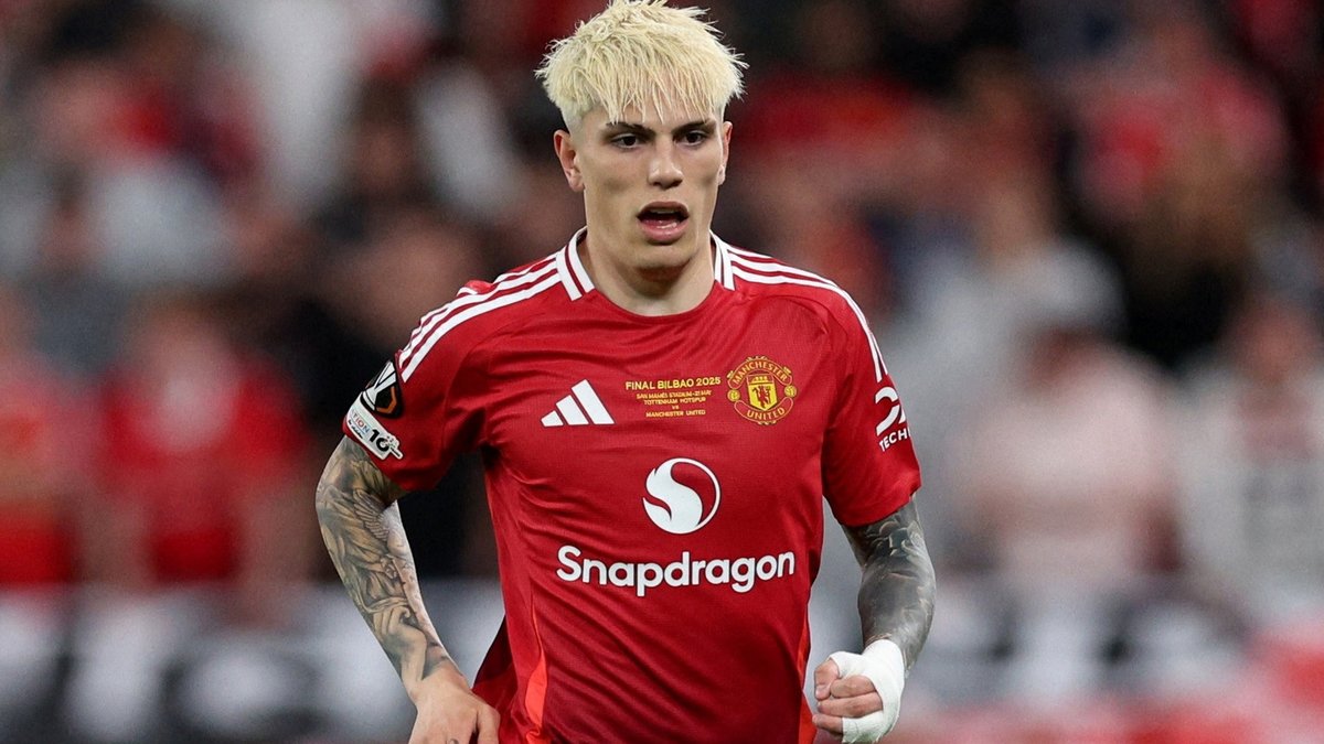 TRANSFER HABERİ: Fenerbahçe'ye Arjantinli yıldız! Transferde Mourinho etkisi TRANSFER HABERİ: Fenerbahçe'ye Arjantinli yıldız! Transferde Mourinho etkisi