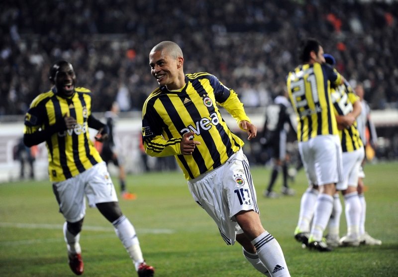 Alex seneye Fenerbahçe’de! Flaş açıklama geldi