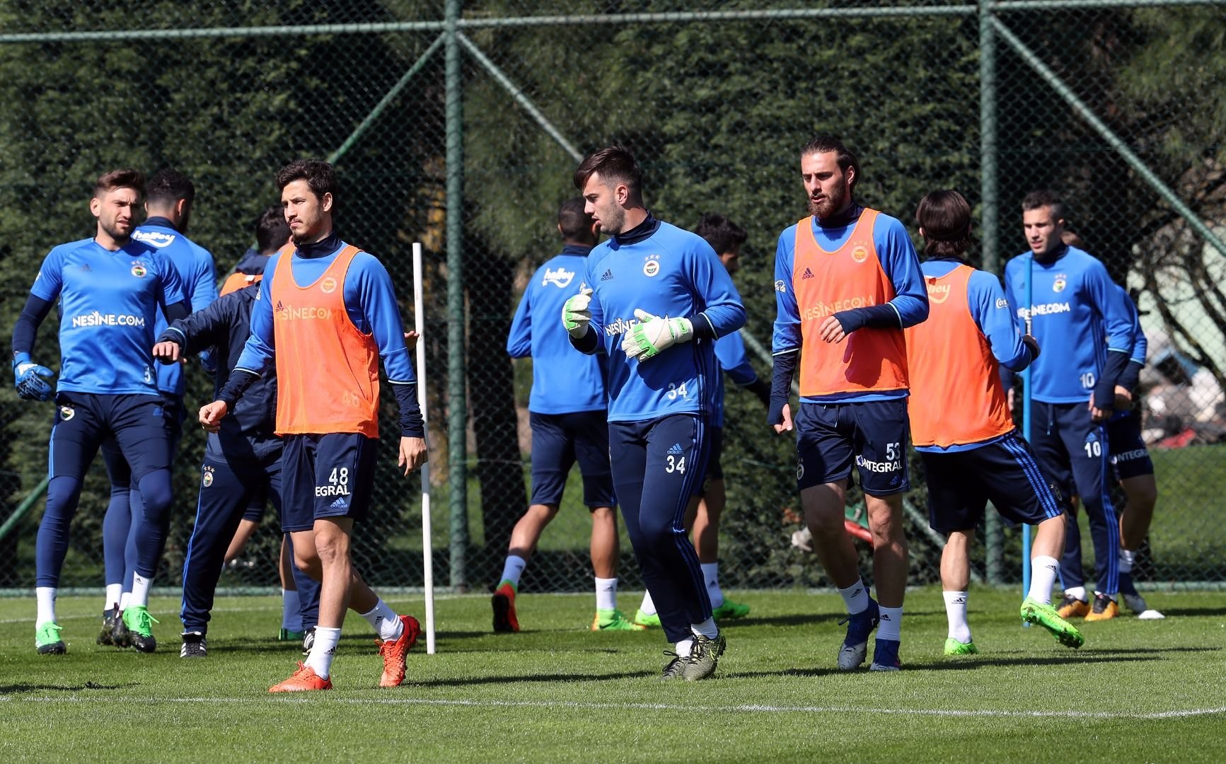 Fenerbahçe idmanında sürpriz görüntü