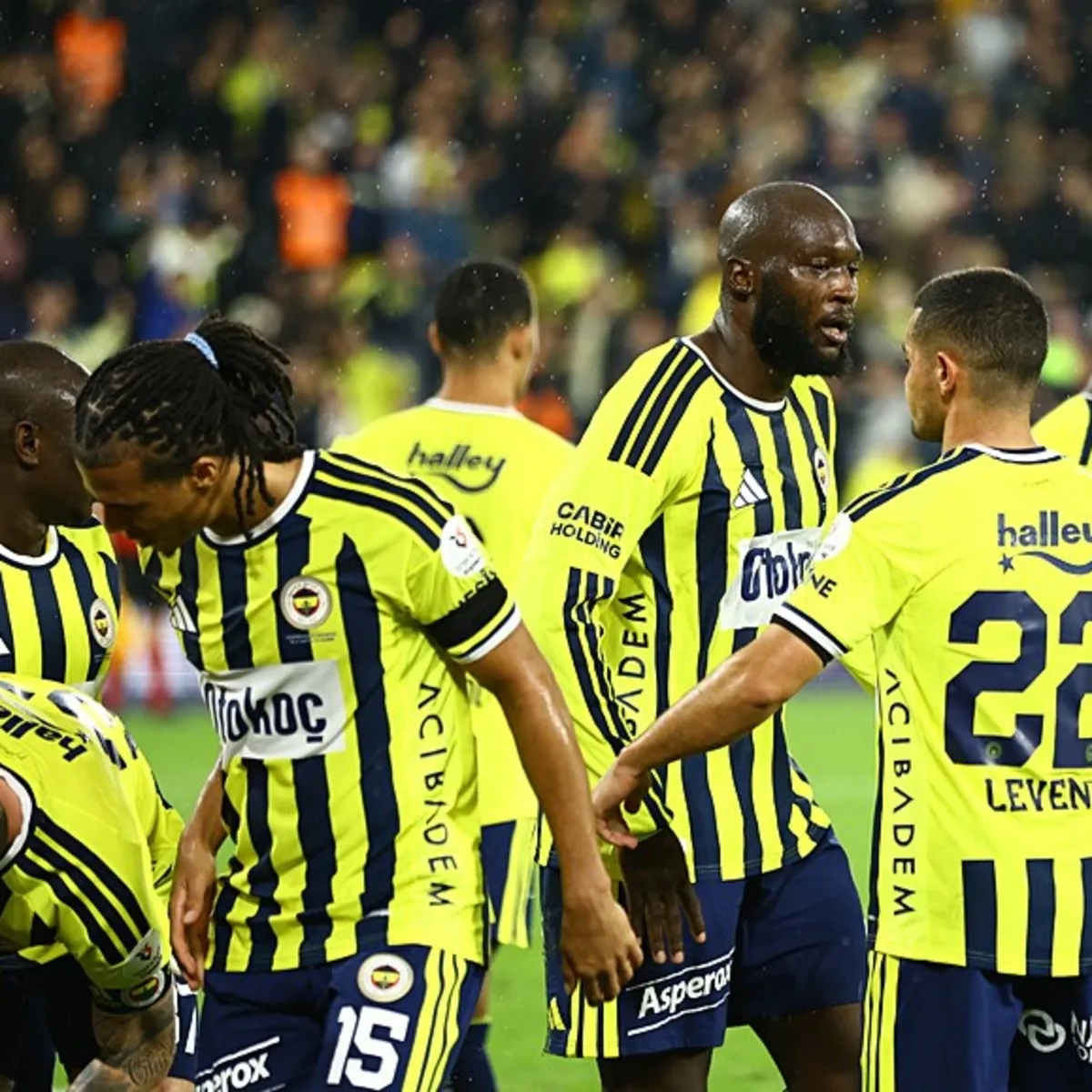 Fenerbahçe-Corendon Alanyaspor maçı sonrası flaş eleştiri: Cengiz Ünder de onun kadar oynuyordu!
