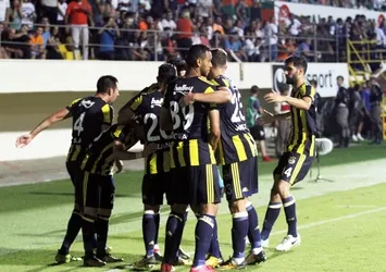 Fenerbahçe, Aytemiz Alanyaspor'u 4 golle geçti