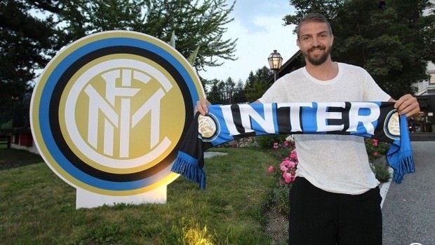 Caner Erkin bombası!