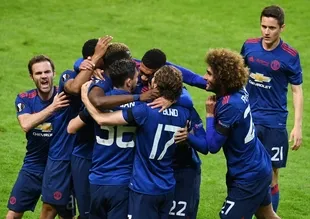 UEFA Avrupa Ligi şampiyonu Manchester United