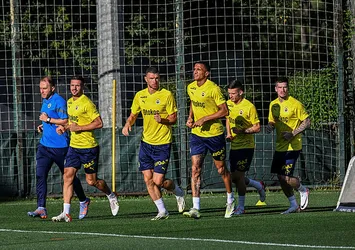 F.Bahçe'de Twente mesaisi sürüyor!
