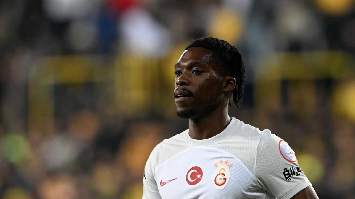TRANSFER HABERİ: Galatasaray'da Derrick Köhn sürprizi! Süper Lig ekibine gidiyor TRANSFER HABERİ: Galatasaray'da Derrick Köhn sürprizi! Süper Lig ekibine gidiyor