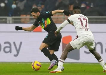 Hakan'lı Inter doludizgin!