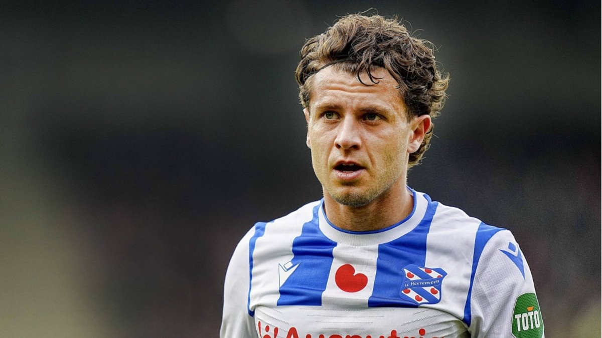 TRANSFER HABERİ: Beşiktaş'a Alman sol bek! Masuaku'nun yerine gelecek TRANSFER HABERİ: Beşiktaş'a Alman sol bek! Masuaku'nun yerine gelecek