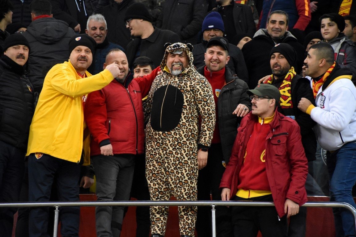 Kayserispor - Fenerbahçe maçından kareler!