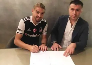 Caner Erkin imzayı attı